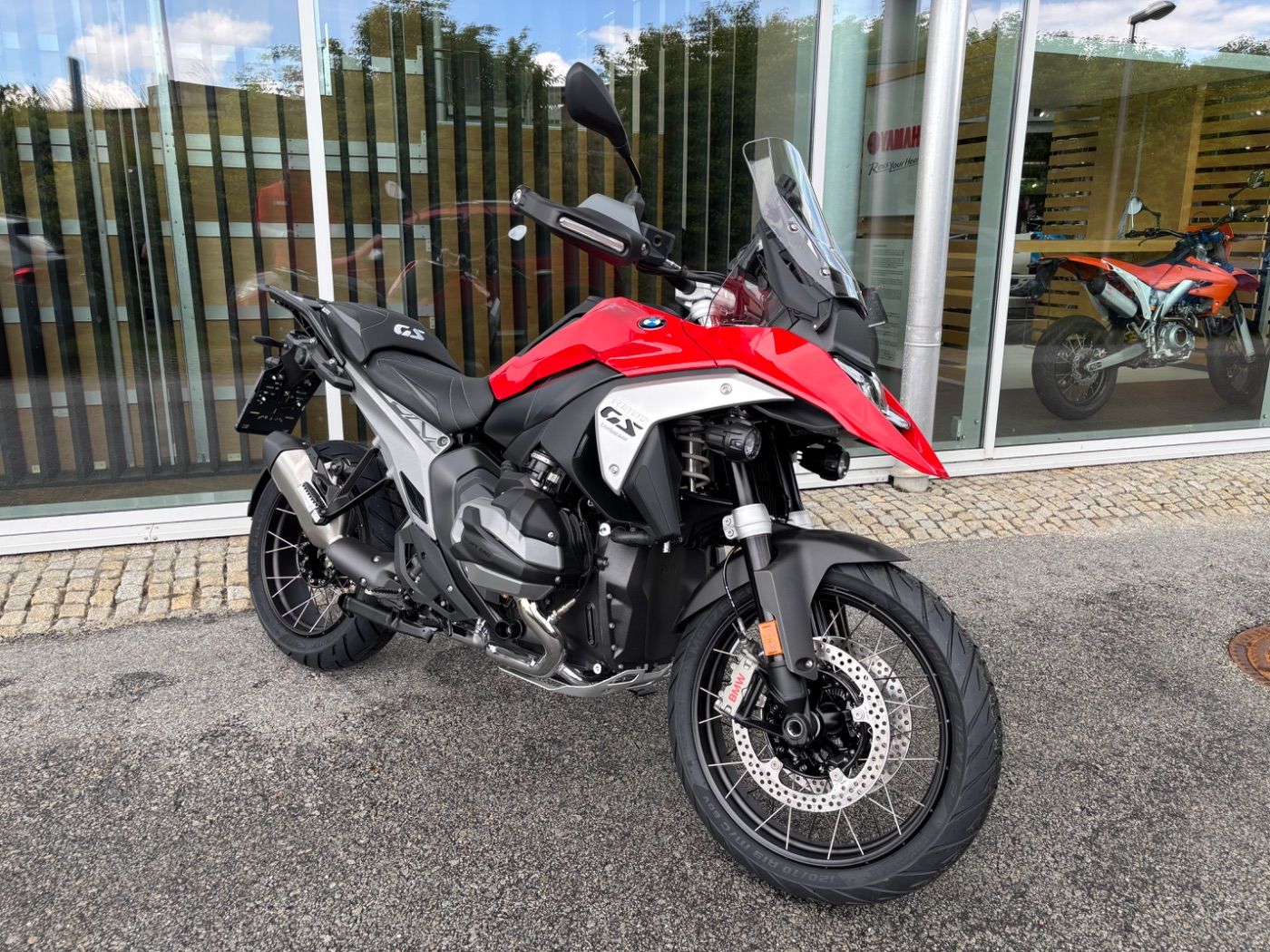 Fahrzeugabbildung BMW R 1300 GS 4 Pakete ASA