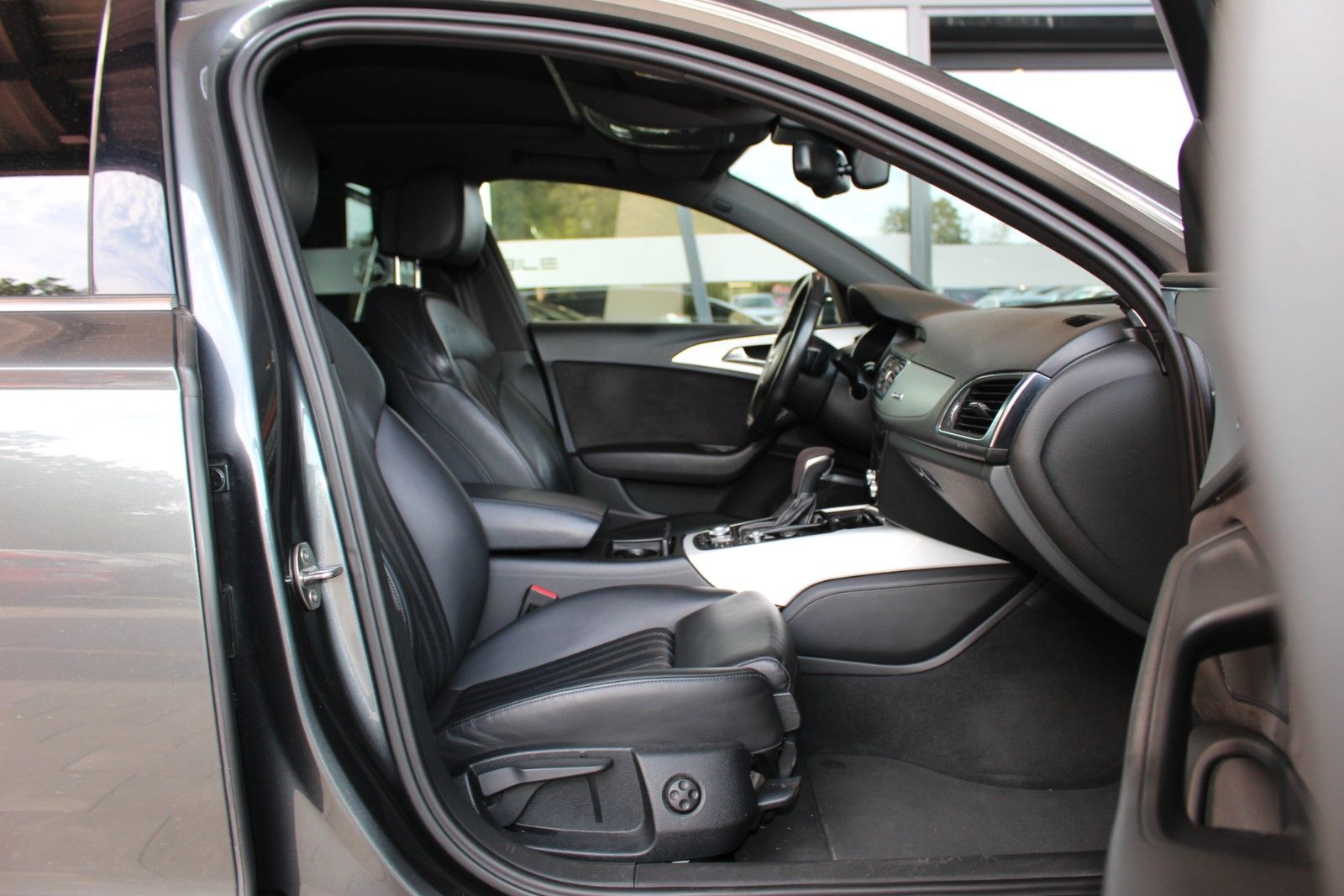 Fahrzeugabbildung Audi A6 3.0 TDI Clean Diesel Quattro 2.Hand+Pano+Bose