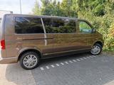 Volkswagen V W Multivan T 5 - VW T5 Gebrauchtwagen in Solingen