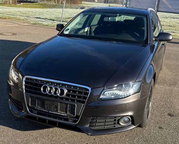 Audi A4 2,7TDI Avant Attraction/Pano/Tempomat/PDC/Nav