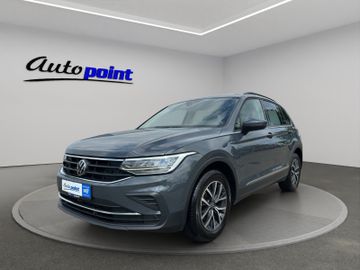 Volkswagen Tiguan - 9