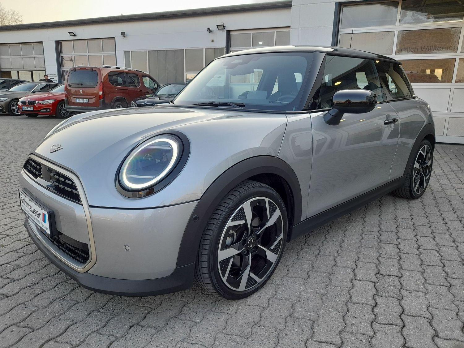 MINI Cooper Cooper C Favoured Trim,LED,HUD,JCW-SITZE,