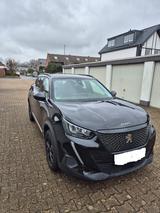Peugeot 2008 BlueHDi 130 EAT8 Allure Allure - Peugeot 2008 von privat