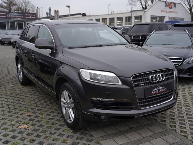 Audi Q7 3.0 TDI quattro S-Line Paket*7-Sitzer+AHK*