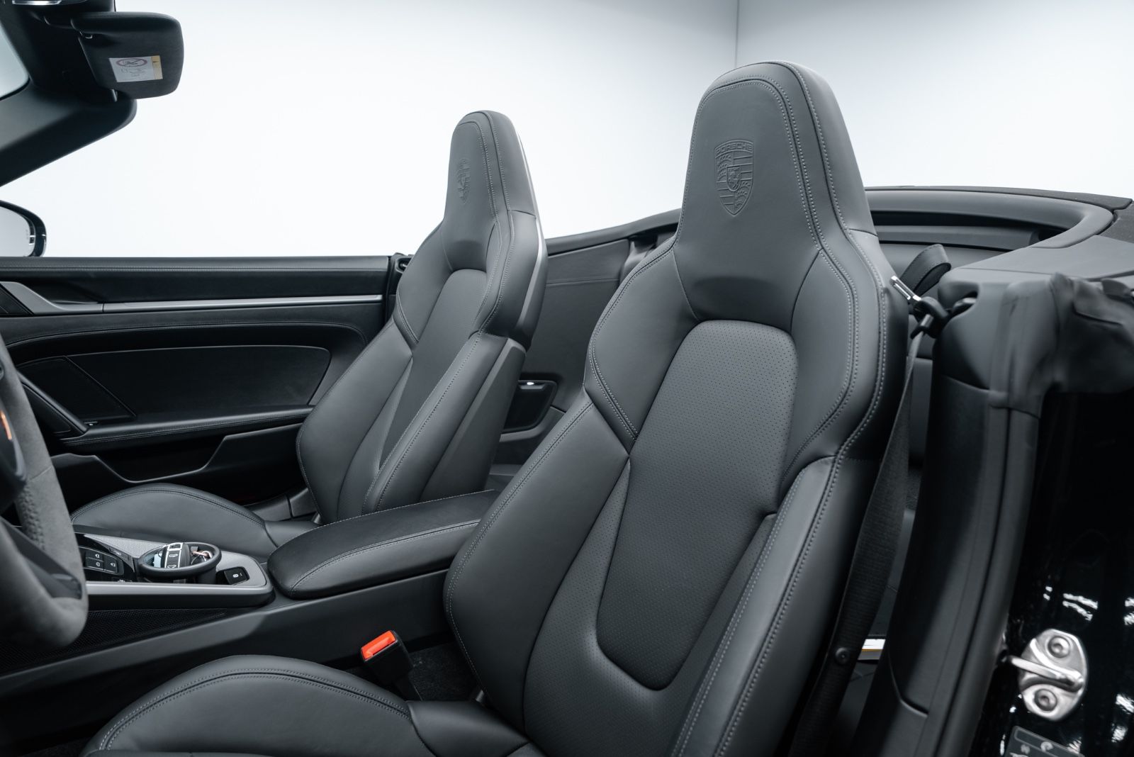 Fahrzeugabbildung Porsche 992 Carrera Cabriolet LIFT/BOSE/SPORTABGAS