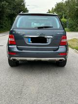 Mercedes-Benz ML 350 CDI Sportpaket AHK Schiebedach DAB Xenon - Mercedes-Benz Geländewagen aus dem Jahr 2011