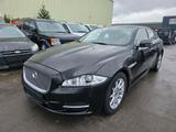 Jaguar XJ Premium Luxury - Jaguar XJ: Premium Luxury