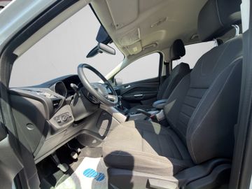 Ford Kuga - 12