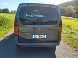 Toyota PROACE CITY 1,5-l-D Team Deutschl. Anhängerkuppl - Toyota Proace City von privat