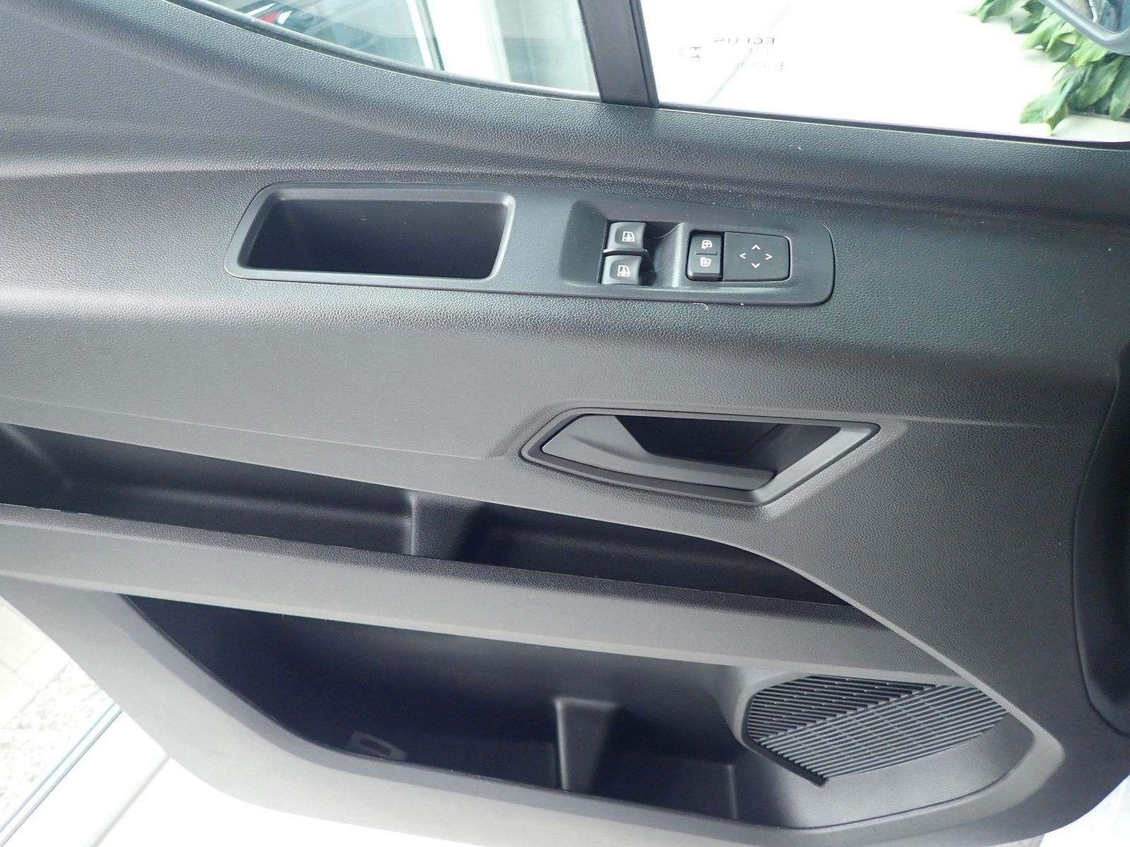 Fahrzeugabbildung Renault Master Kastenwagen FWD Kasten Business+ L2H2 3,5