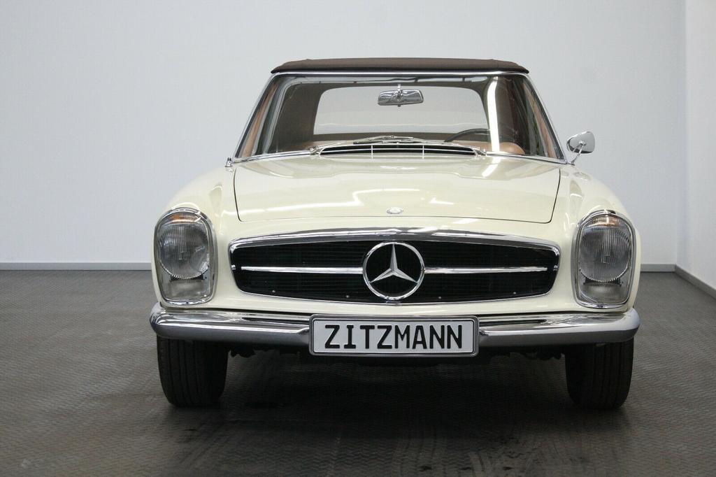Mercedes-Benz 250