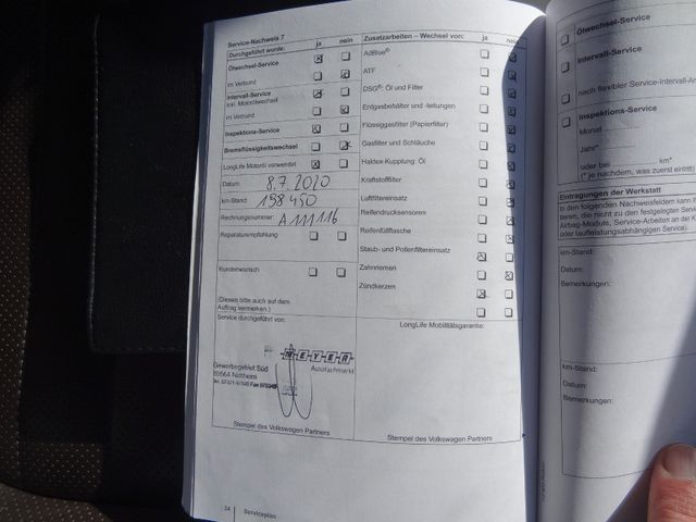 Fahrzeugabbildung Volkswagen Passat Lim. 4x4/Leder/AHK/GSD/Kamera/Navi/StH/
