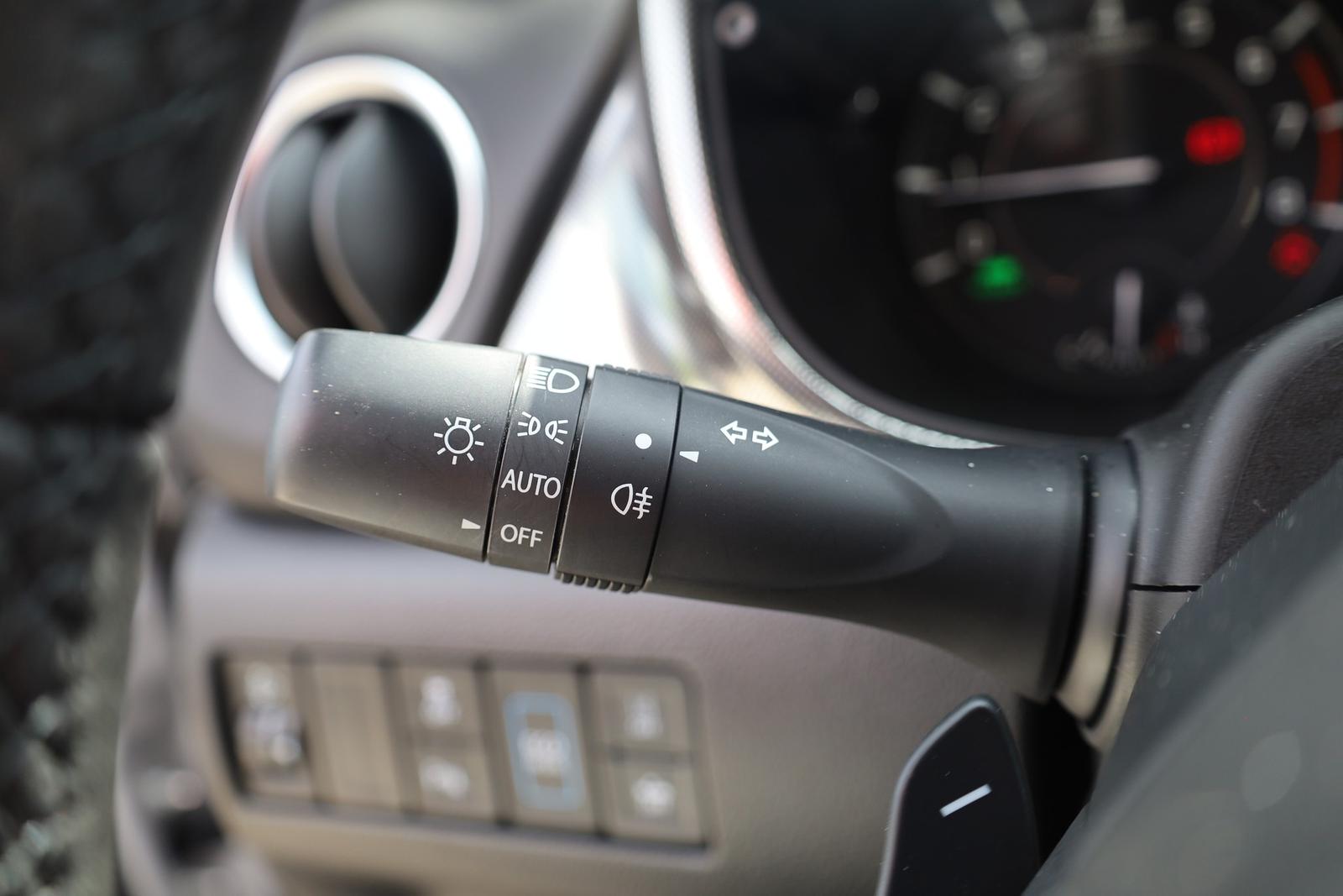 Suzuki Vitara 1.5 Comfort+ 4x2 CVT LED Navi Kamera, миниатюра 25