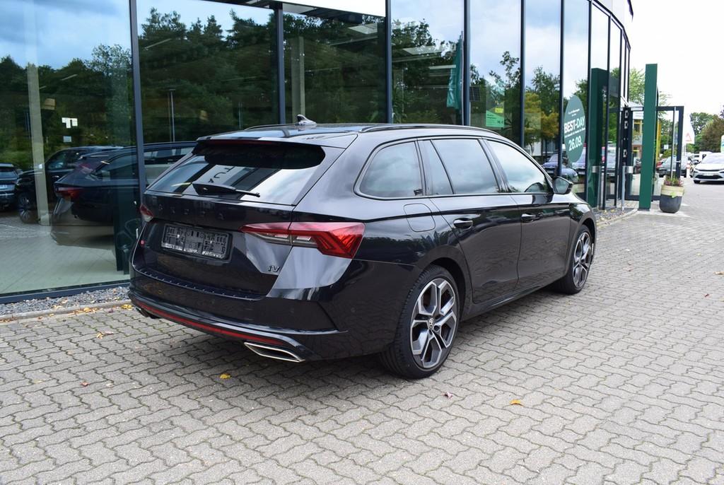 Skoda Octavia Combi RS 1.4 TSI iV DSG *LED*HuD*RüKam