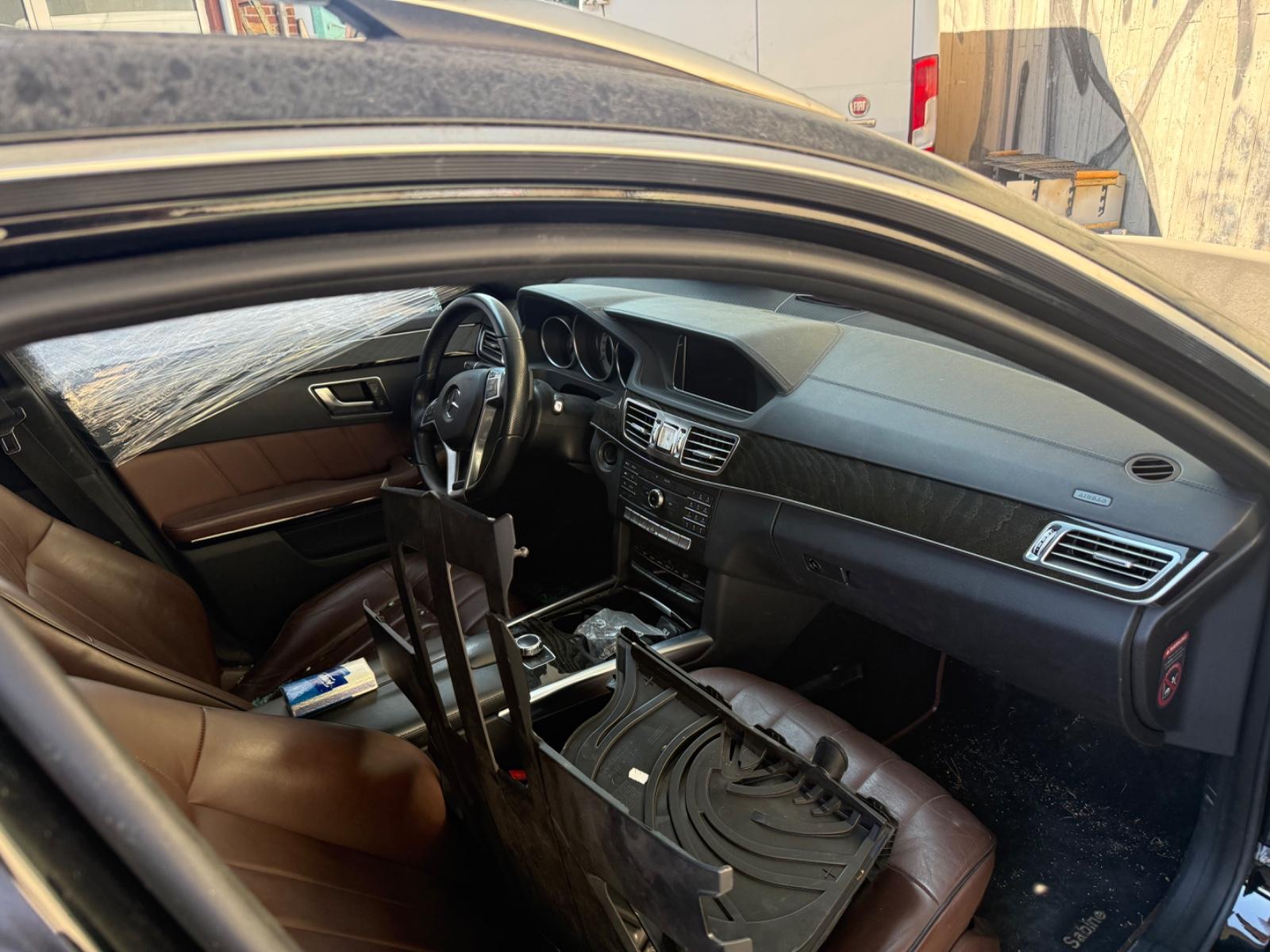 Mercedes-Benz E400 2015 — photo 7