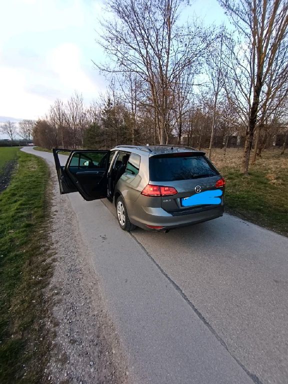 Image of Volkswagen Golf