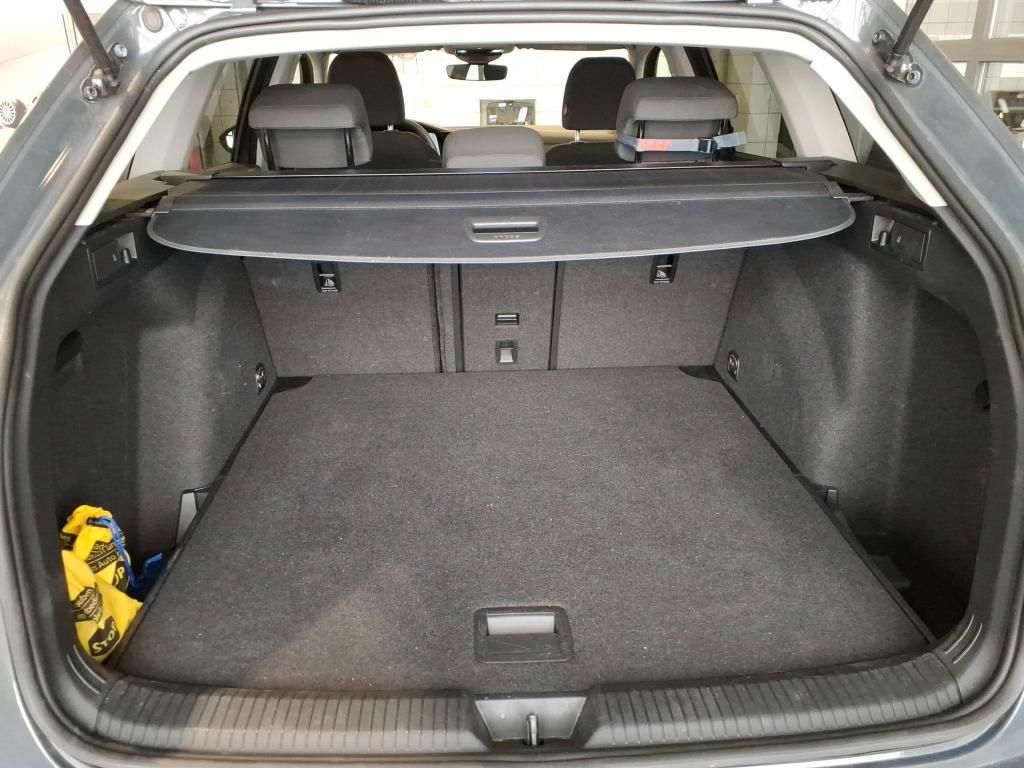 Volkswagen Golf - Bild 9