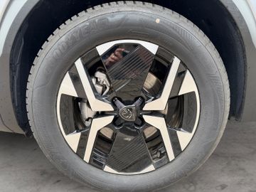 Peugeot 2008 - 9