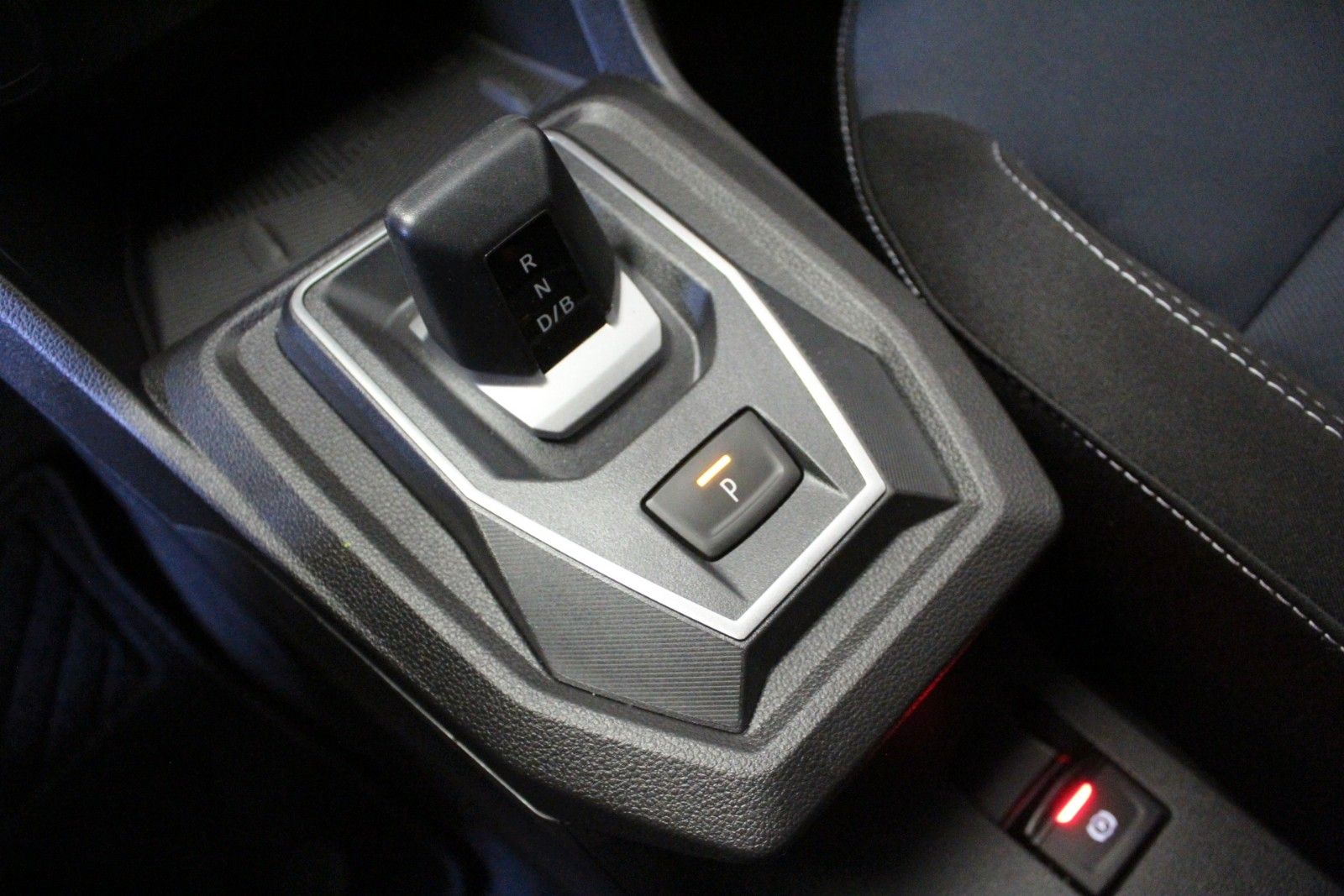 Fahrzeugabbildung Dacia Jogger Hybrid 155 Journey 7-Sitzer MY 2026