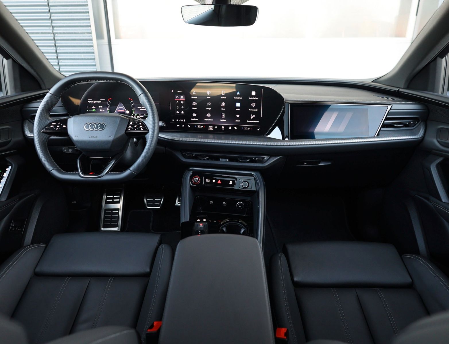 Audi Q5 e-hybrid quattro | Pano - AHK - Tech Pro imagem 3