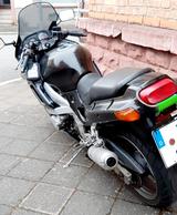 Kawasaki ZZR 600 - KAWASAKI ZZR 600