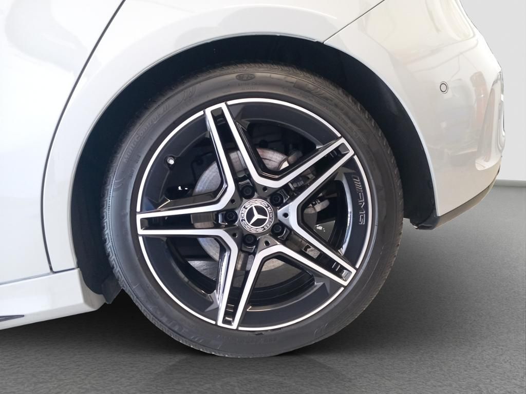 Fahrzeugabbildung Mercedes-Benz A 200 Kompaktlimousine AMG Line*Night Paket*LED