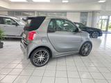 Smart fortwo BRABUS Cabrio Xclusive LEDER*JBL*KAM*LED* - Smart ForTwo mit Benzin-Antrieb: Cabrio