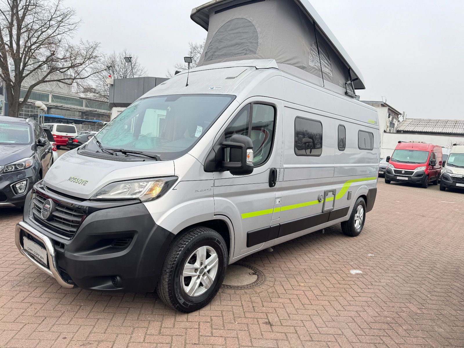 Fahrzeugabbildung HYMER / ERIBA / HYMERCAR YOSEMITE 600 CROSSOVER FIAT SCHLAFDACH LÄNGSBETT