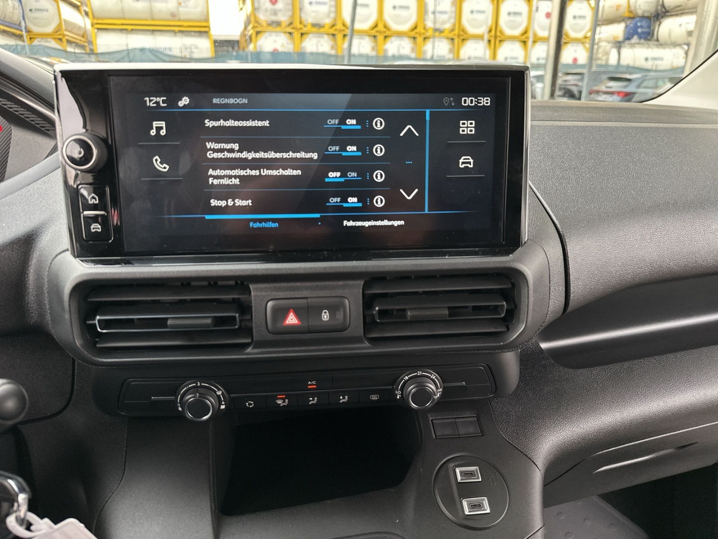 Fahrzeugabbildung Peugeot Partner L1H1 100PS  Klima*DAB*PDC Holzboden