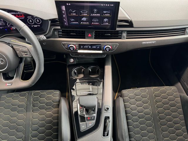 RS4 Avant 2.9TFSI 470PS quattro EDITION 25Years