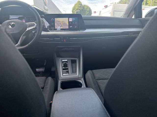 Golf VIII Variant 2.0 TDI DSG Life NAVI BUSINESS