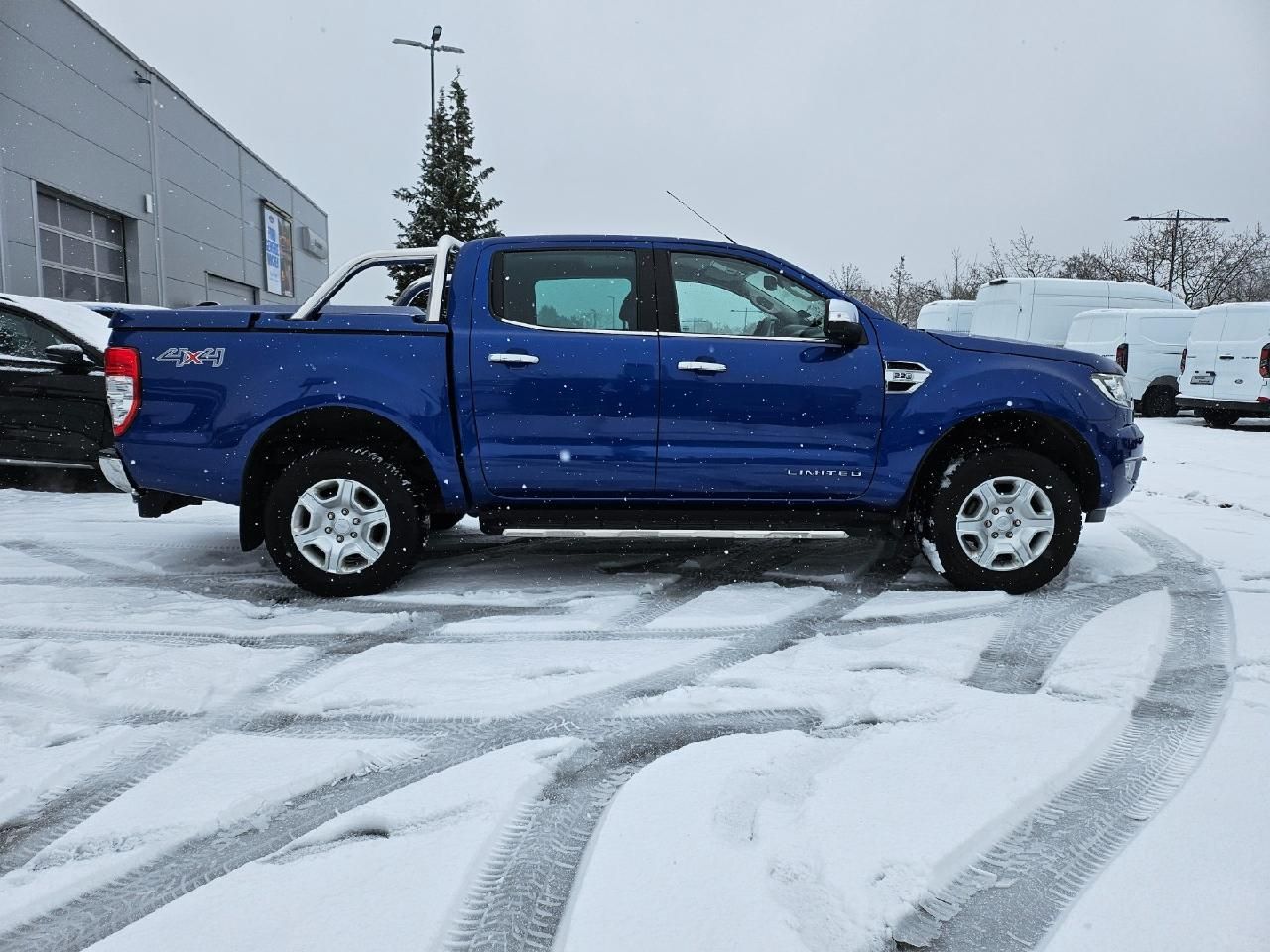 Fahrzeugabbildung Ford Ranger Limited Doppelkabine 4x4 Kommissionsg.