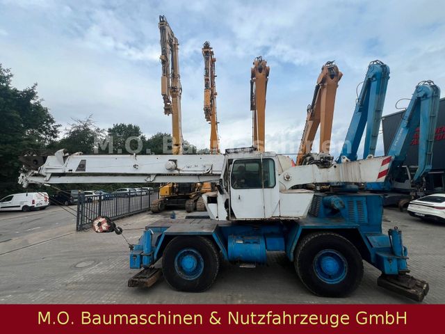 Grove Kran / 30T / Waage /