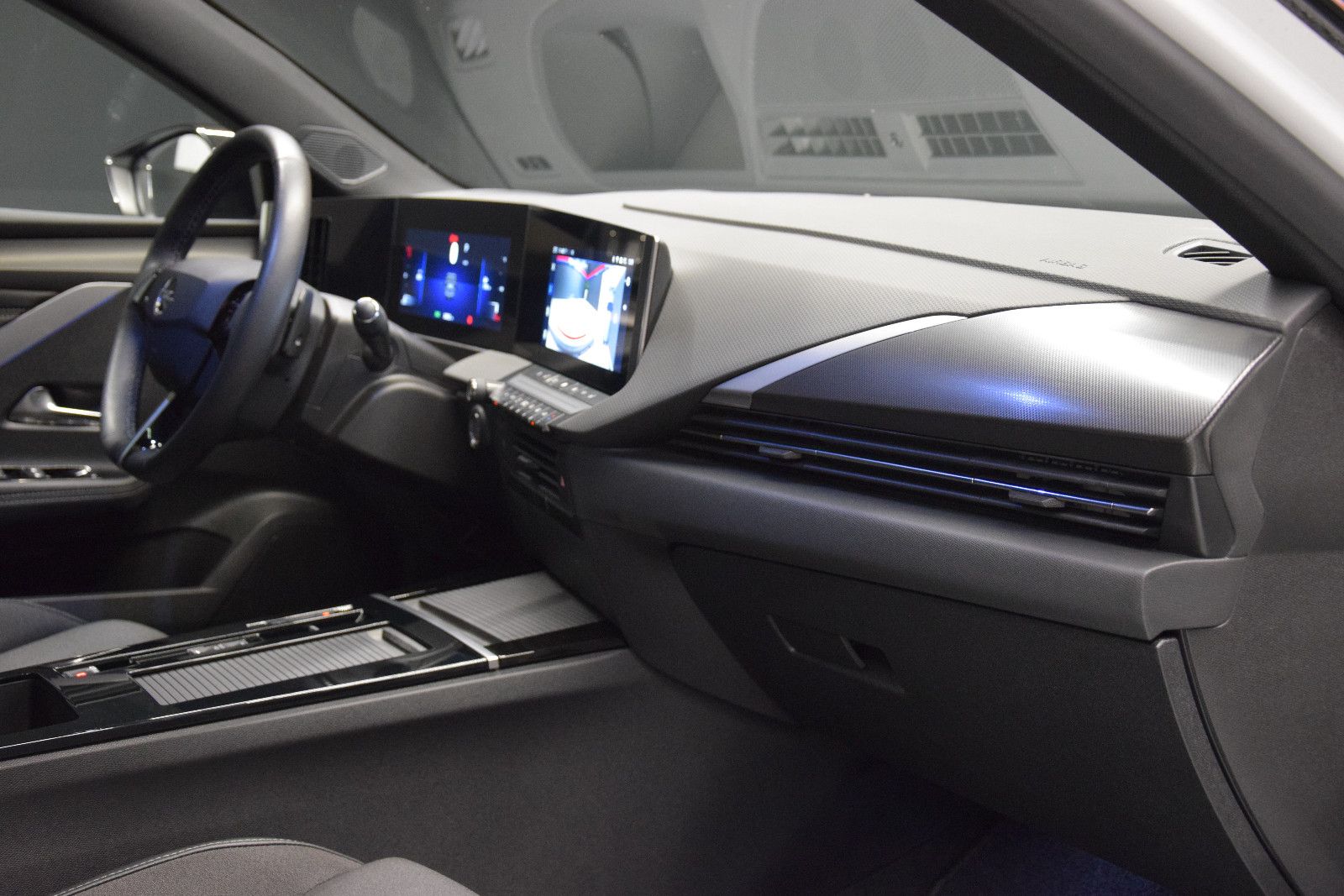 Fahrzeugabbildung Opel Astra L Sports Tourer GS 360° AHK Tempomat Pano