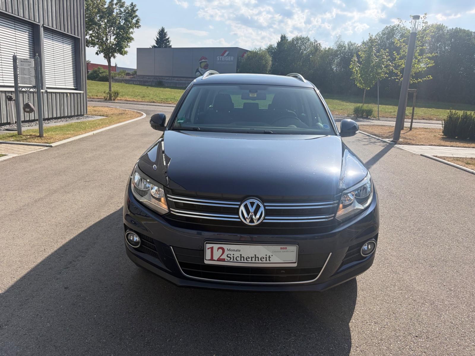 Volkswagen Tiguan Sport & Style 4Motion*Automatik*AHK!!!