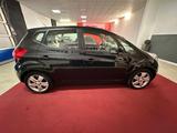 Kia Venga 1.6 CVVT *PDC*Freisprech*Sitzheizung* - Kia Venga: Van