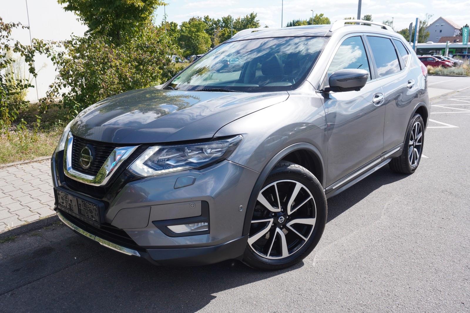 Nissan X-Trail Tekna 4x4 Automatik - top Ausstattung