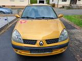 Renault Clio 2 1,4 16V - Renault Clio mit Benzin-Antrieb: Kleinwagen, 1.4