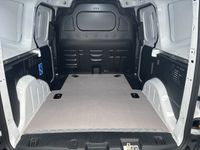 Ford Transit Courier - Vorschau Bild 8