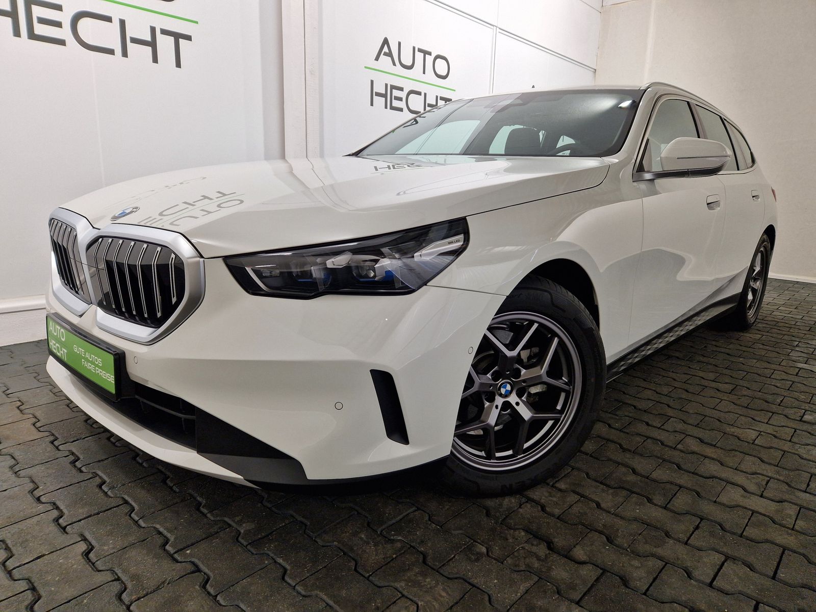 BMW 520 d A Tour. belüft. Sitze Komfort Travel