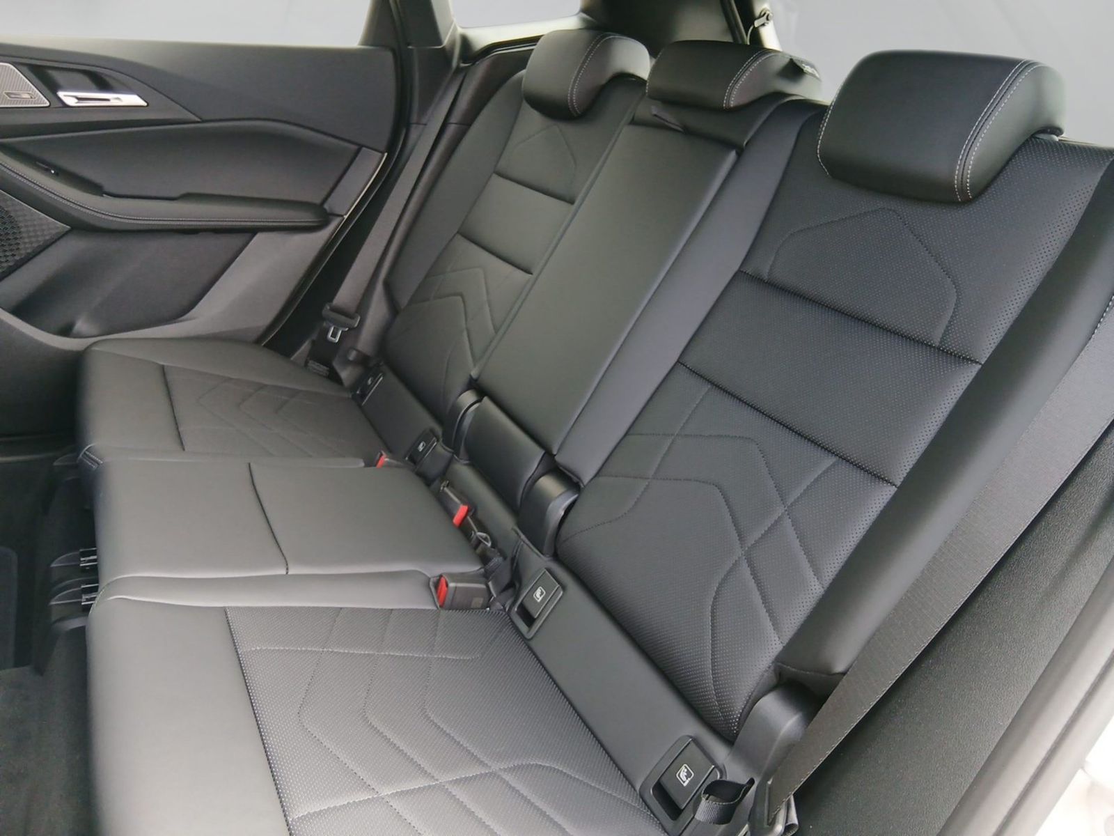 BMW 220 Active Tourer - Bild 8