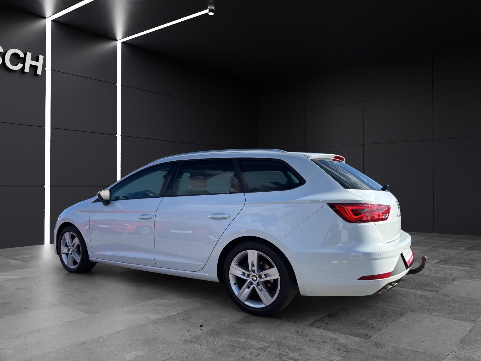 Fahrzeugabbildung SEAT Leon ST FR 1.5 TSI LED RFK Keyless SH