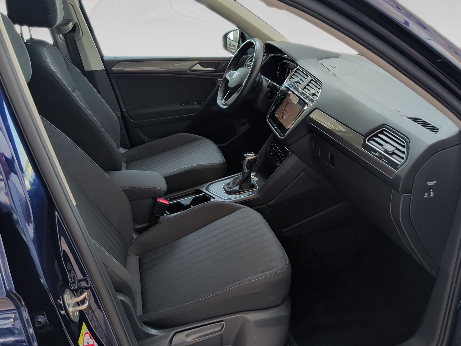 Volkswagen Tiguan Allspace TDI DSG Life AHK PanoSD Navi ACC foto 12