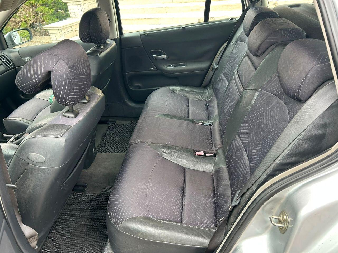 Renault Laguna 2006 — photo 5