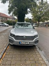 Volkswagen Touareg 3.0 V6 TDI 210kW 4MOTION Tiptronic - - VW Touareg Gebrauchtwagen in München