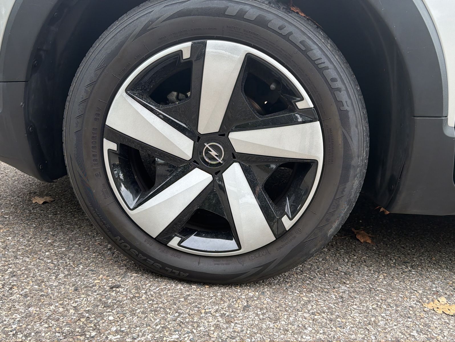 Fahrzeugabbildung Opel Crossland X Edition - Tempomat - ab 97,- € i. M.