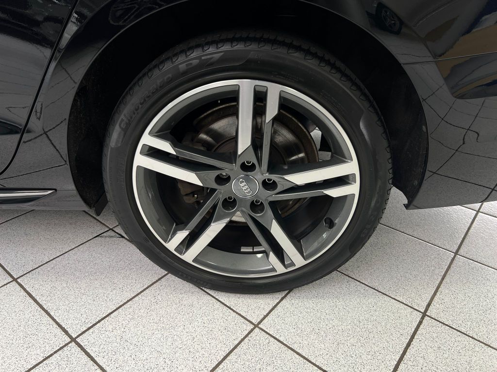 Audi A4 35 TFSI advanced*S-tronic*MATRIX*ACC*MMI*