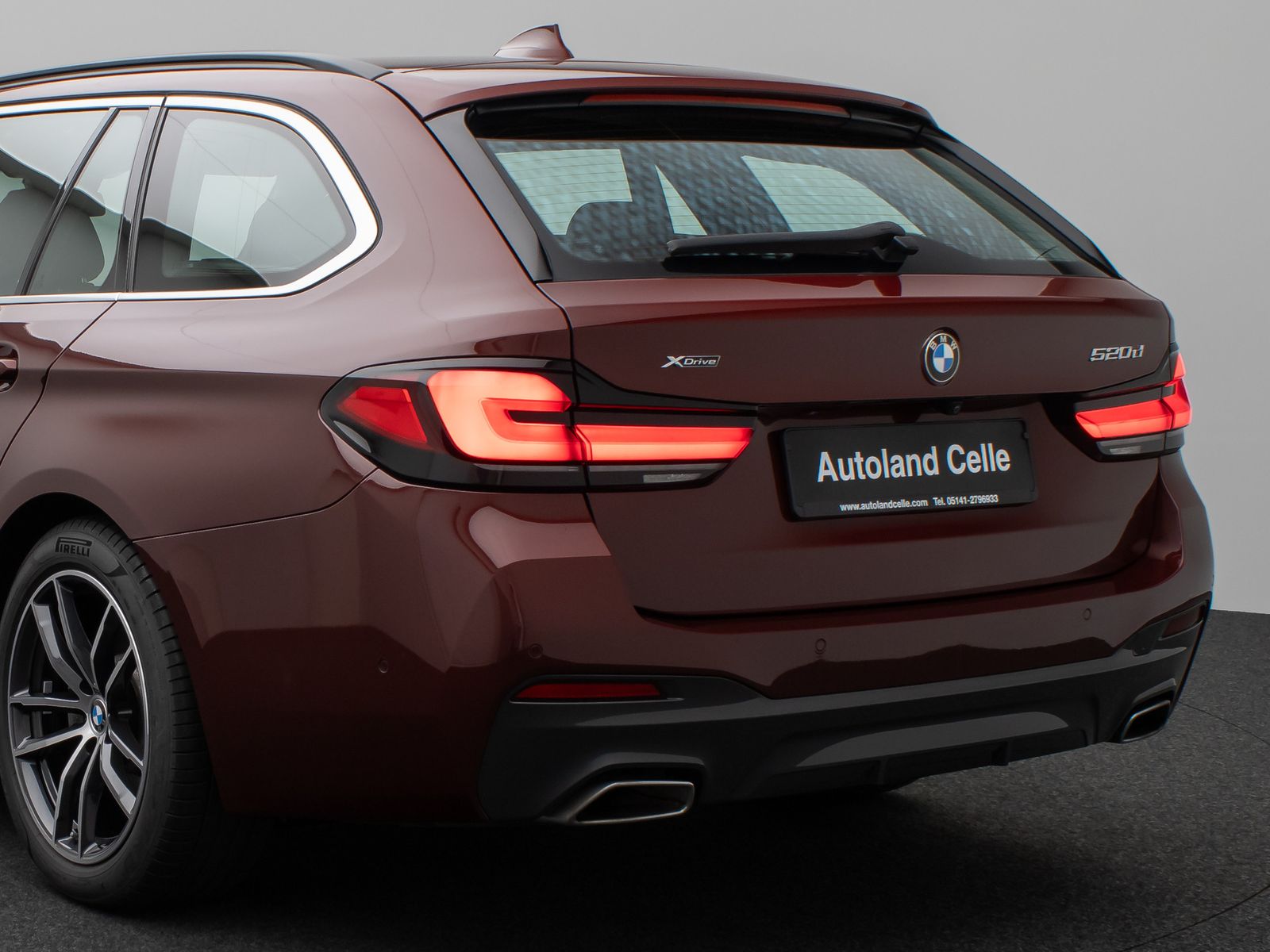 Fahrzeugabbildung BMW 520d xD M Sport Kamera HUD DAB Alarm Individual