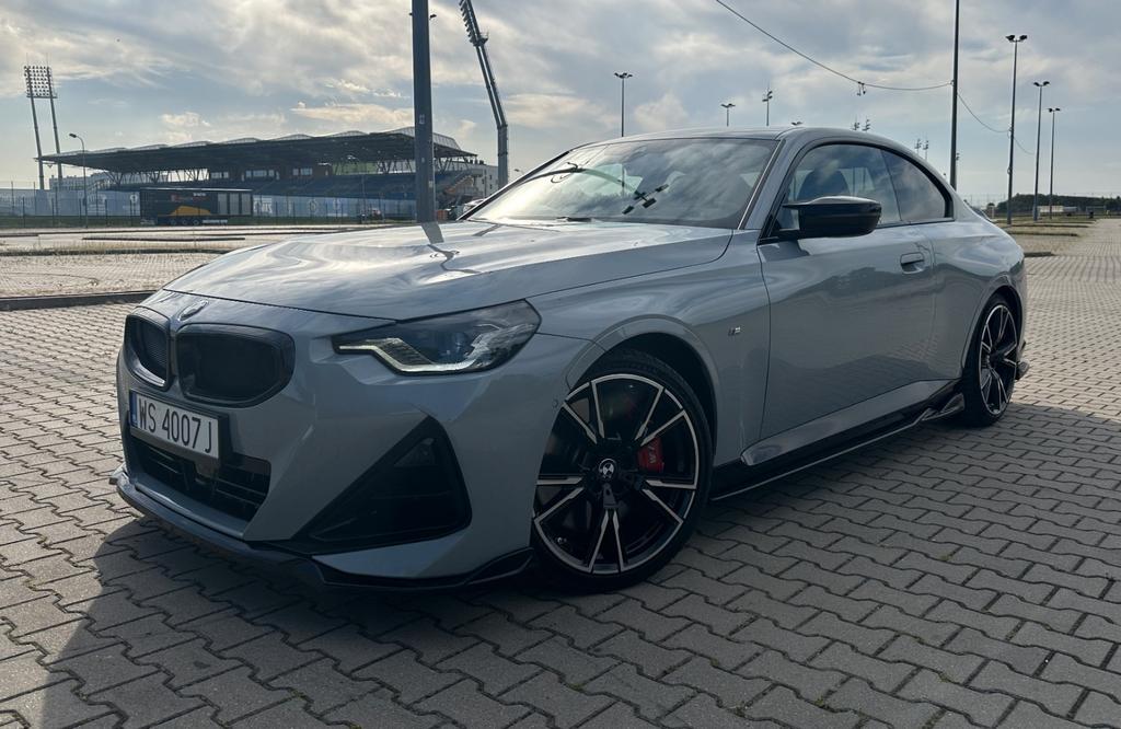 BMW M240i
