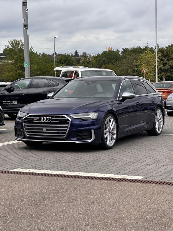 Image of Audi S6